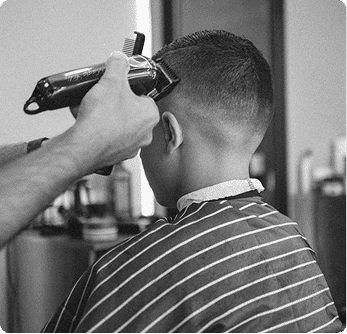 Coupe dégradé pour enfant réalisée au salon MOKA - BARBER AND MORE de Cannes.